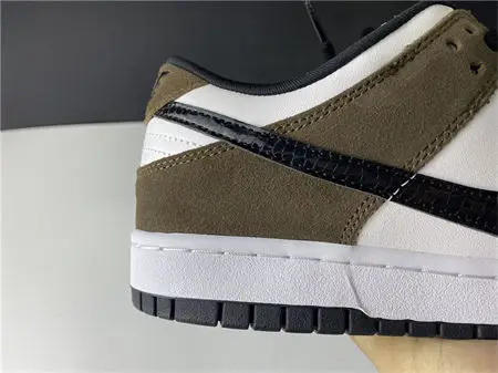 Nike SB Dunk Low White Black Trail End Brown 