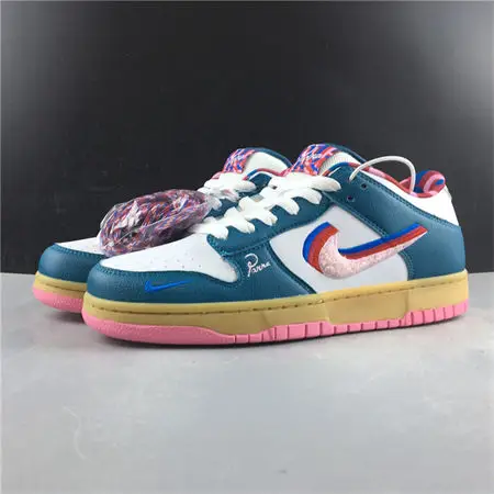 Nike SB Dunk Low 