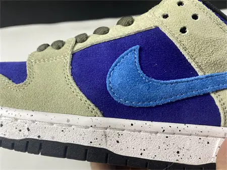 Nike SB Dunk Low ACG Celadon 