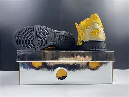 Nike Air Rubber Dunk Off-White University Gold 