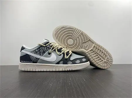 Nike Dunk Low RETRO 