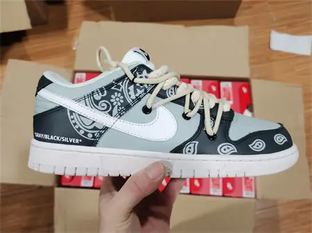 Nike Dunk Low RETRO 