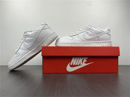 Nike Dunk Low Triple White 