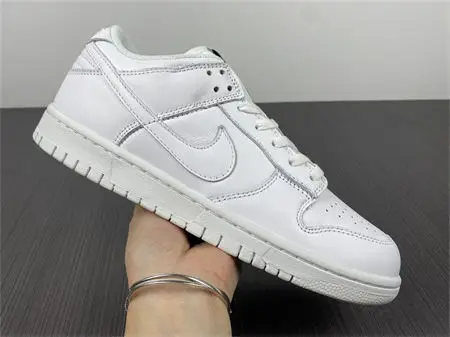 Nike Dunk Low Triple White 