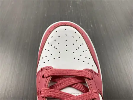 Nike Dunk Low Archeo Pink 