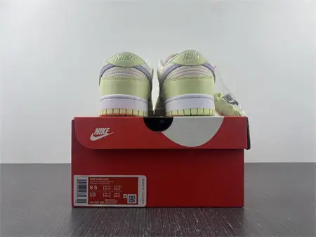 Nike Dunk Low Lime Ice 