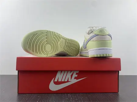 Nike Dunk Low Lime Ice 