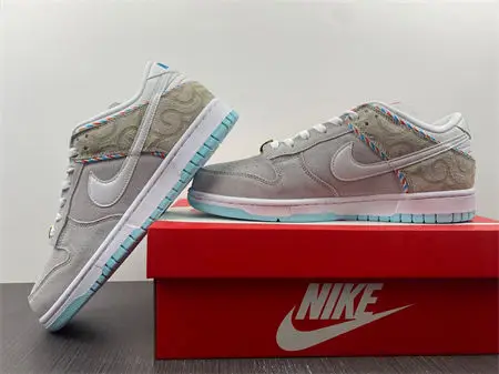 Nike Dunk Low SE Barber Shop Grey 