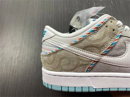 Nike Dunk Low SE Barber Shop Grey 