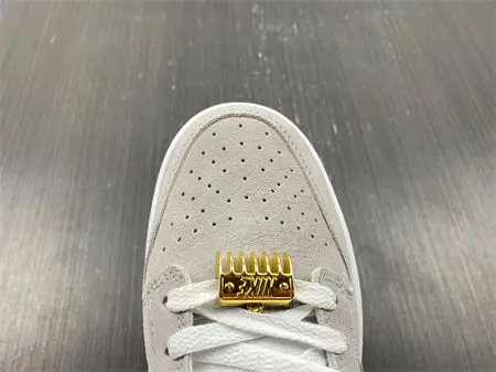 Nike Dunk Low SE Barber Shop Grey 