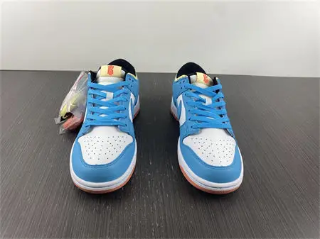 Nike Dunk Low Kyrie Irving Baltic Blue 