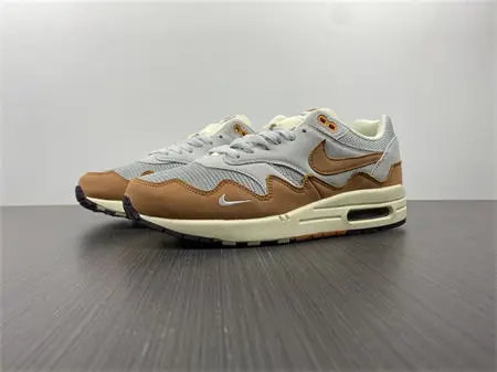 Nike Air Max 1 Patta Waves Monarch 
