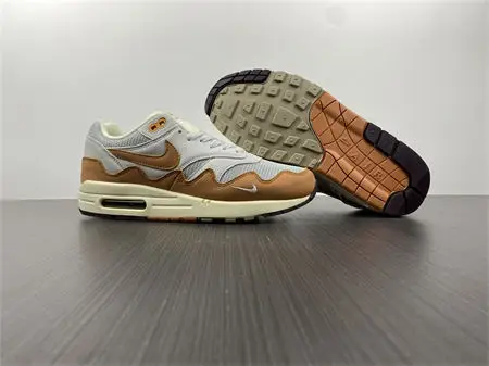 Nike Air Max 1 Patta Waves Monarch 