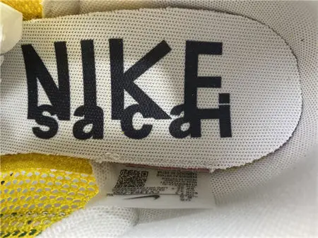 Nike Vaporwaffle sacai Tour Yellow Stadium 
