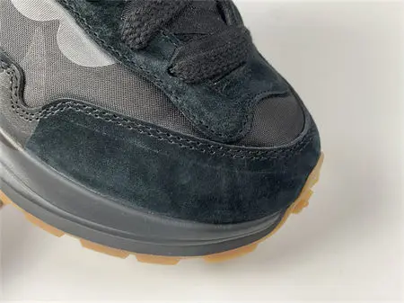 Nike Vaporwaffle sacai Black Gum 