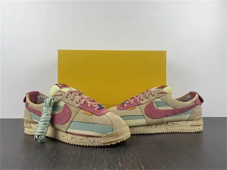 Nike Cortez SP Union Sesame 