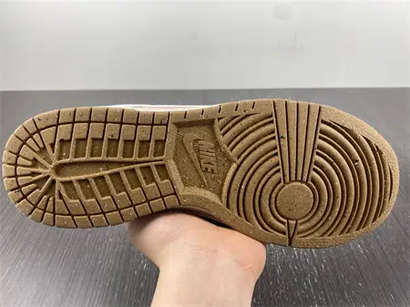 Nike Dunk Low SE 