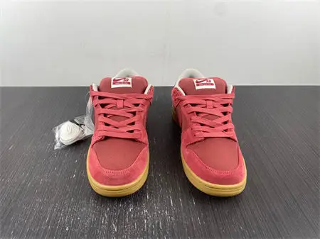 Nike SB Dunk Low Adobe 