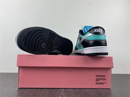 Nike SB Dunk Low Diamond Supply Co. Aqua Blue 