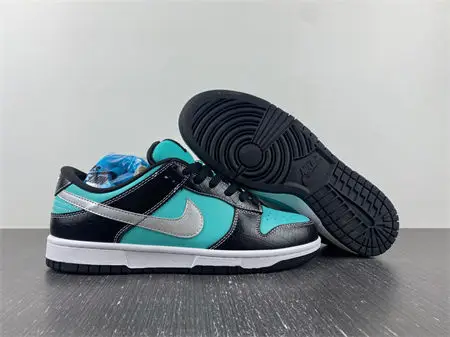 Nike SB Dunk Low Diamond Supply Co. Aqua Blue 