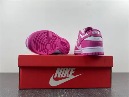Nike Dunk Low Active Fuchsia 
