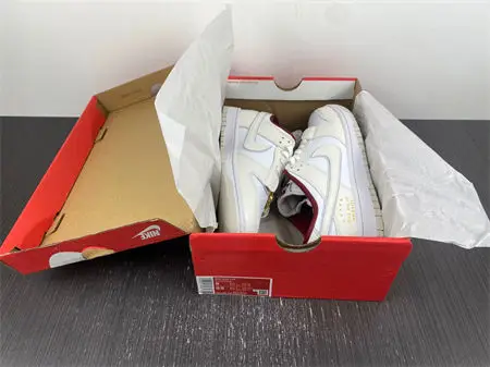 Nike Dunk Low SE Just Do It White Phantom 