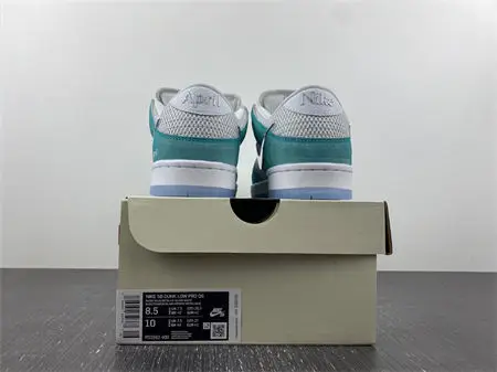 Nike SB Dunk Low April Skateboards 