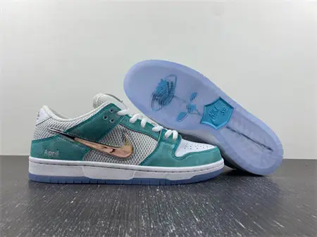 Nike SB Dunk Low April Skateboards 