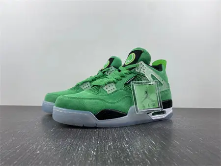 Air Jordan 4 PE 