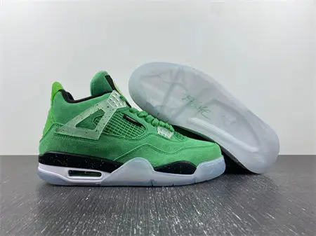 Air Jordan 4 PE 