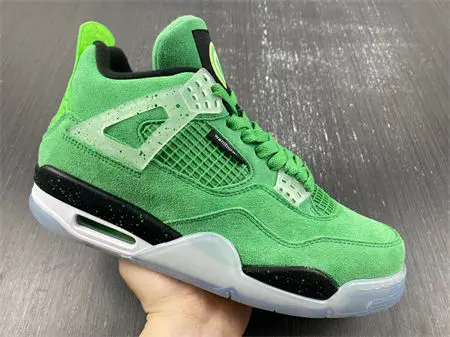 Air Jordan 4 PE 