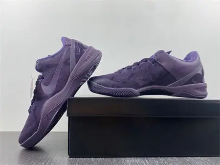 Nike Kobe 8 Black Mamba Collection Fade to Black 