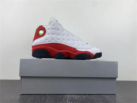 Jordan 13 Retro OG Chicago 
