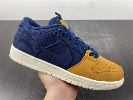 Nike SB Dunk Low Pro PRM 90s Backpack 