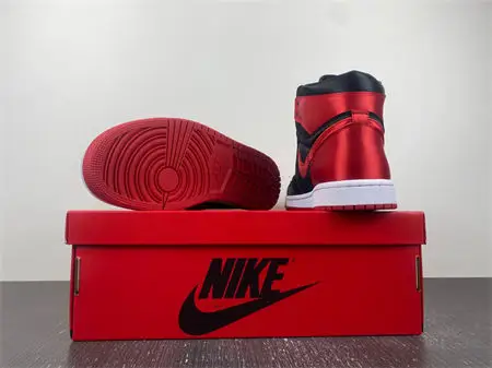 Jordan 1 Retro High OG Satin Bred 