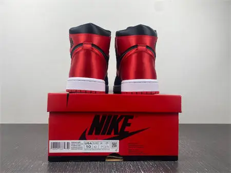 Jordan 1 Retro High OG Satin Bred 